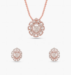 The Stylish Posy Pendant Set